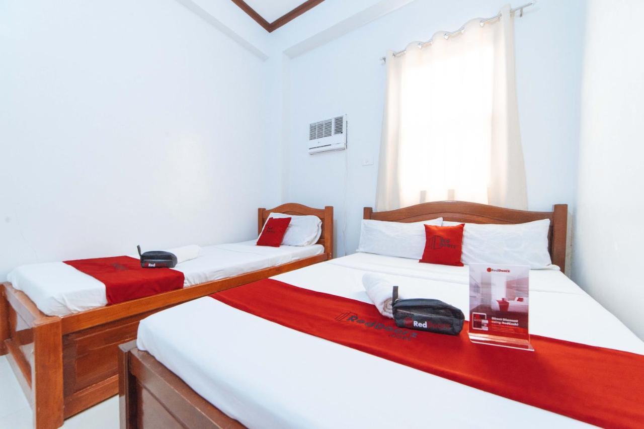 Reddoorz @ D Maagma Street Hotel Kalibo Bagian luar foto