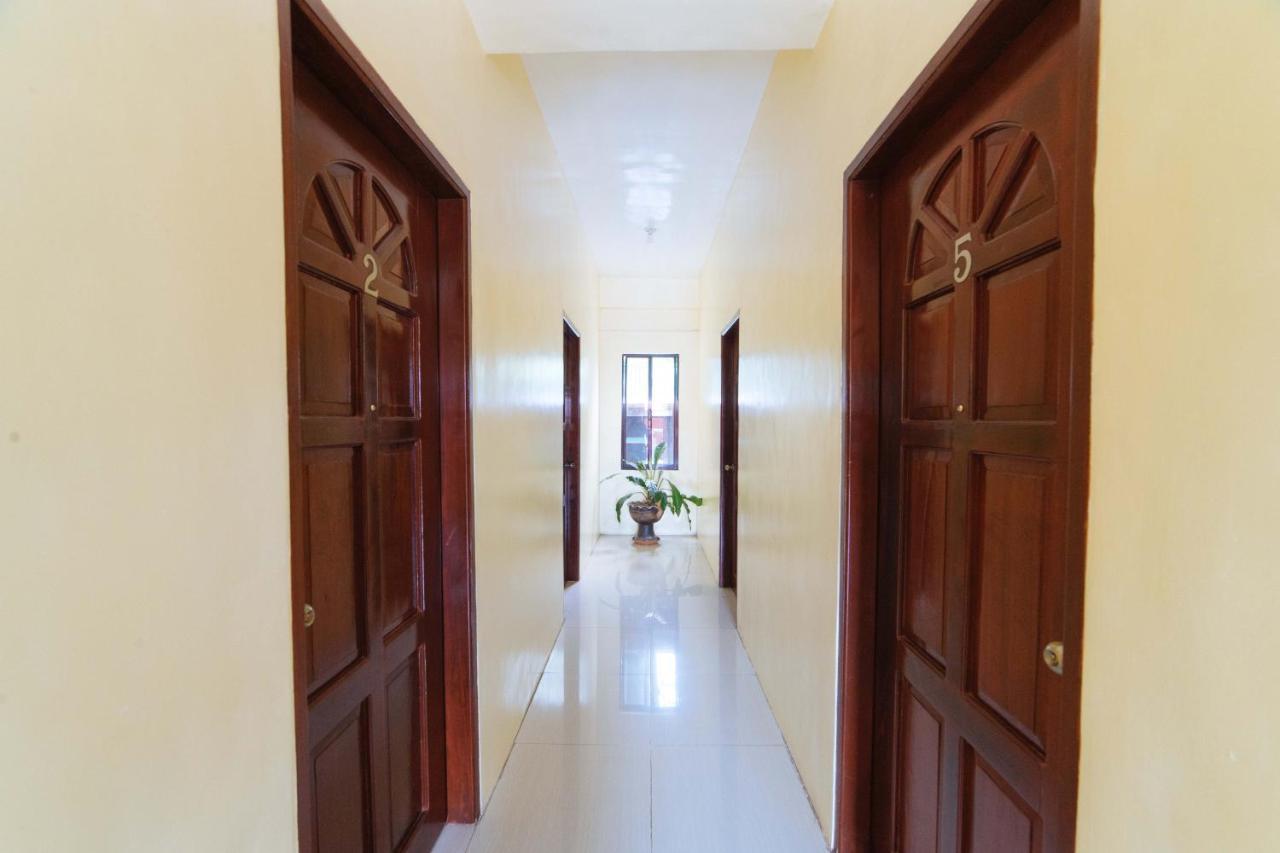 Reddoorz @ D Maagma Street Hotel Kalibo Bagian luar foto