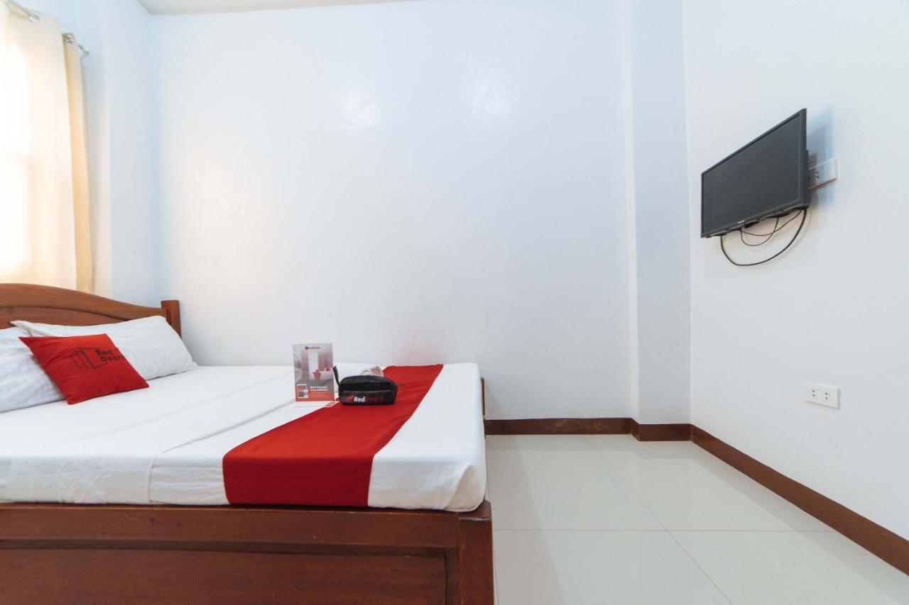 Reddoorz @ D Maagma Street Hotel Kalibo Bagian luar foto